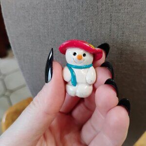Snowman brooch